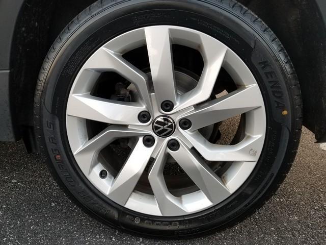 Photo of 2023 Pure White Volkswagen Taos