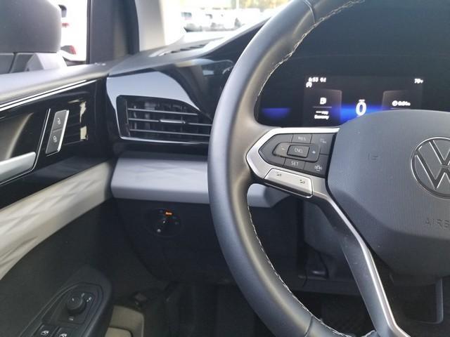 Photo of 2023 Pure White Volkswagen Taos