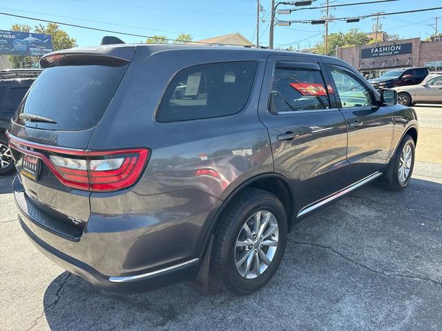 Photo of 2016 Brilliant Black Crystal Pearlcoat Dodge Durango