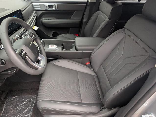 Photo of 2025 Silver Hyundai SANTA FE