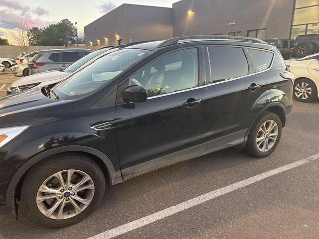 Photo of 2018 Black Ford Escape