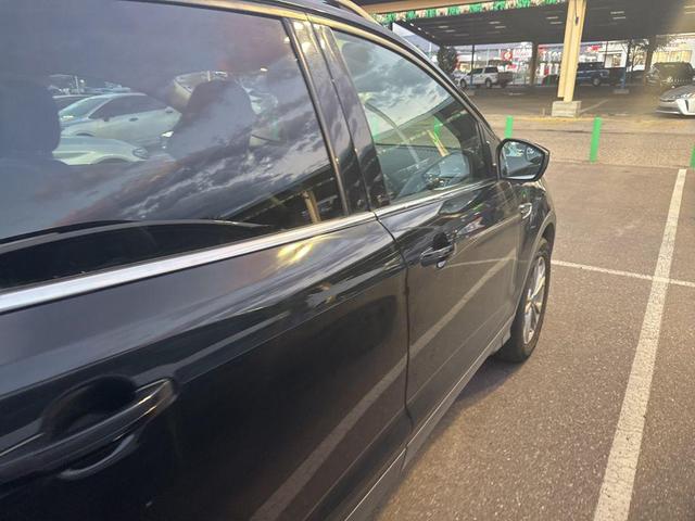 Photo of 2018 Black Ford Escape