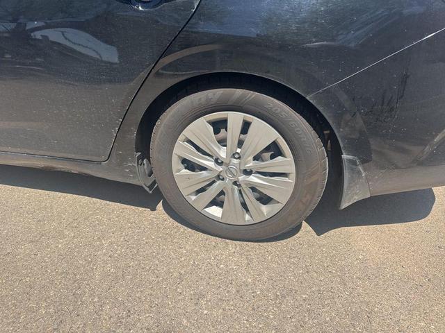 Photo of 2021 Black Nissan Sentra