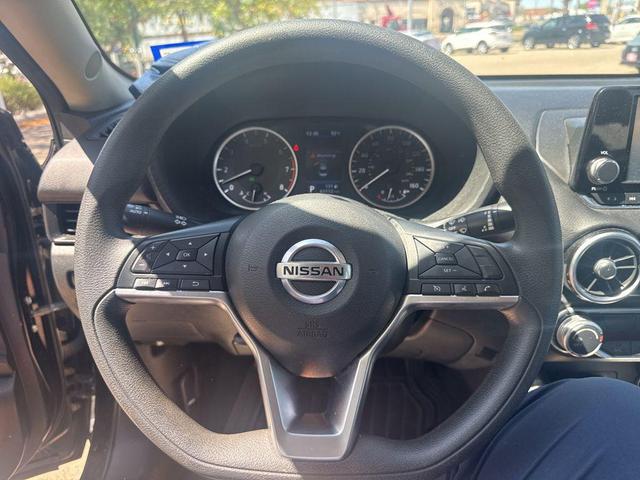 Photo of 2021 Black Nissan Sentra