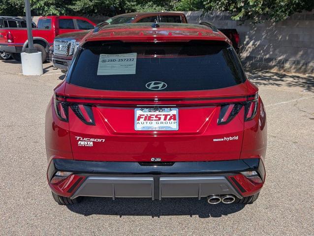 Photo of 2025 Red Hyundai TUCSON Hybrid