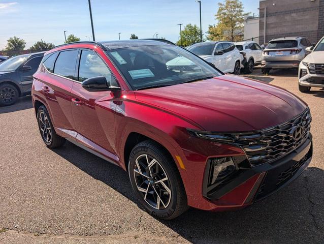 Photo of 2025 Red Hyundai TUCSON Hybrid