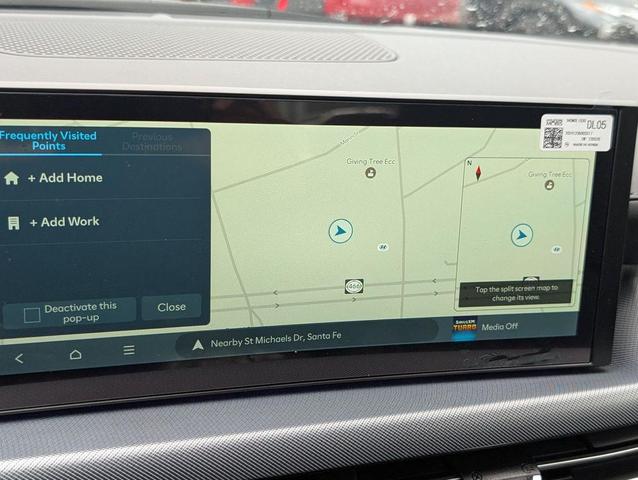 Photo of 2025 Silver Hyundai SONATA Hybrid