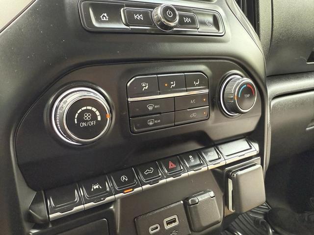Photo of 2022 Silver Ice Metallic Chevrolet Silverado 1500
