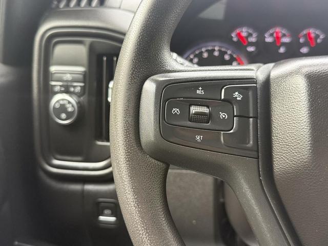 Photo of 2022 Silver Ice Metallic Chevrolet Silverado 1500