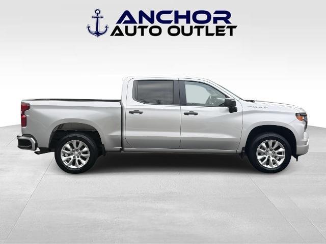 Photo of 2022 Silver Ice Metallic Chevrolet Silverado 1500