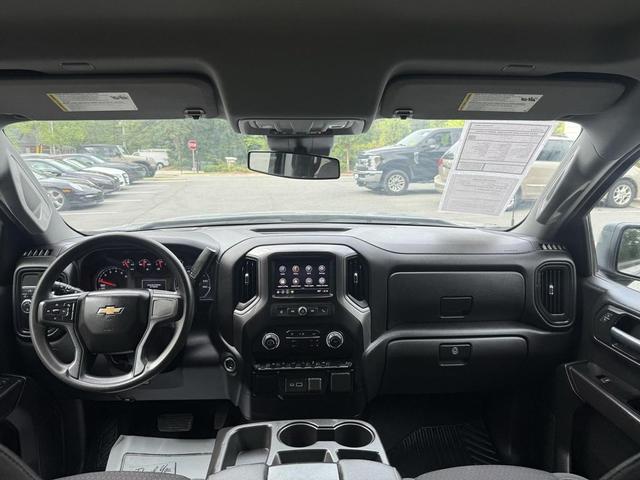 Photo of 2022 Silver Ice Metallic Chevrolet Silverado 1500