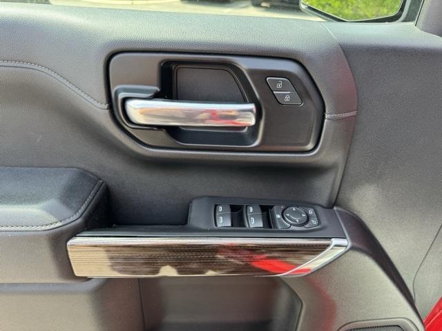 Photo of 2020 Black Chevrolet Silverado 1500