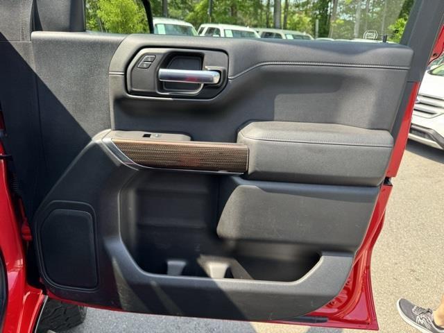 Photo of 2020 Black Chevrolet Silverado 1500