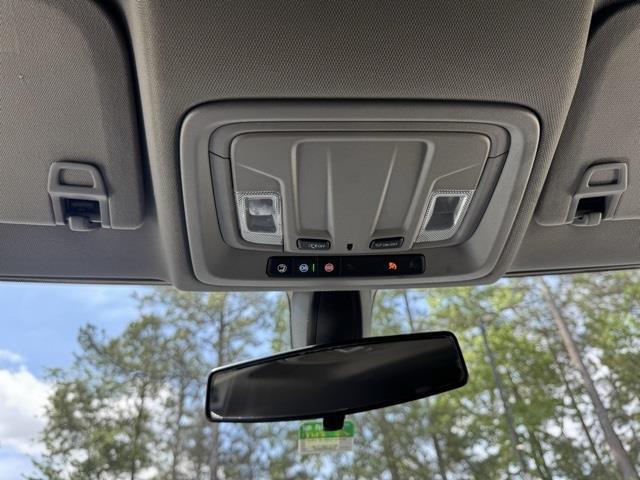Photo of 2020 Black Chevrolet Silverado 1500