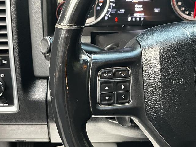 Photo of 2016 Brilliant Black Crystal Pearlcoat RAM 1500