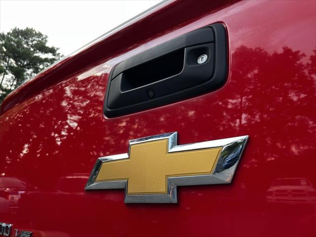 Photo of 2017 Red Hot Chevrolet Colorado