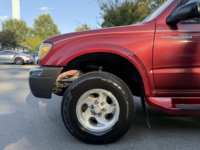 Photo of 1999 Red Toyota Tacoma
