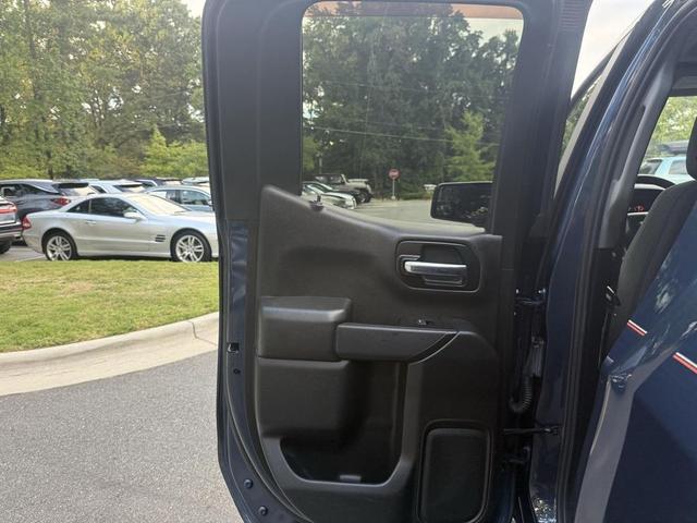 Photo of 2019 Northsky Blue Metallic Chevrolet Silverado 1500
