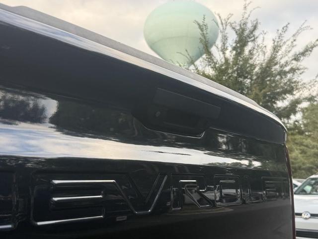 Photo of 2019 Northsky Blue Metallic Chevrolet Silverado 1500