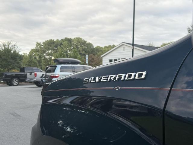 Photo of 2019 Northsky Blue Metallic Chevrolet Silverado 1500