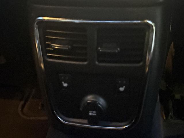 Photo of 2014 Pitch Black Dodge Charger