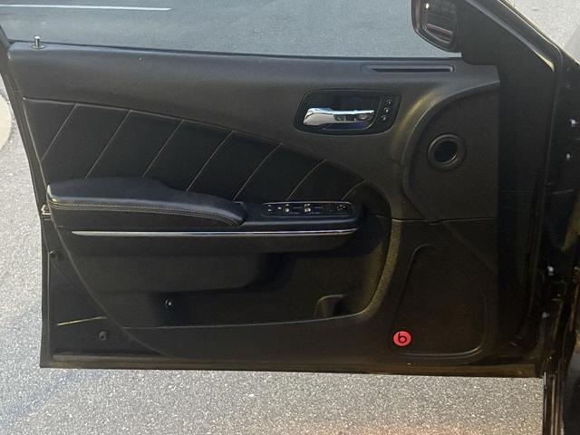 Photo of 2014 Pitch Black Dodge Charger