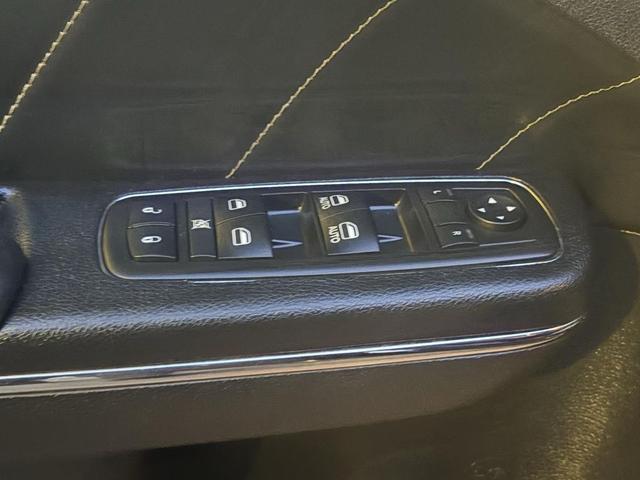 Photo of 2014 Pitch Black Dodge Charger