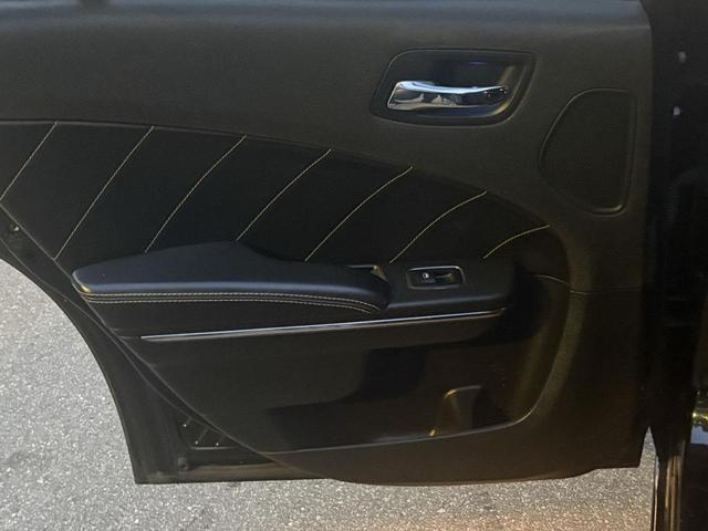 Photo of 2014 Pitch Black Dodge Charger