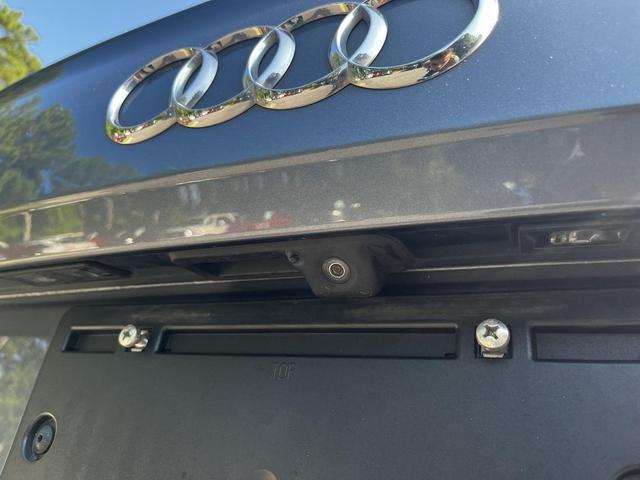 Photo of 2018 Monsoon Gray Metallic Audi Q5