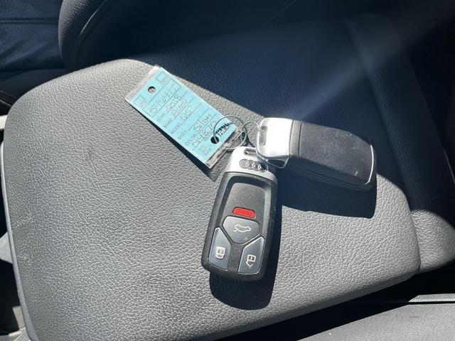 Photo of 2018 Monsoon Gray Metallic Audi Q5