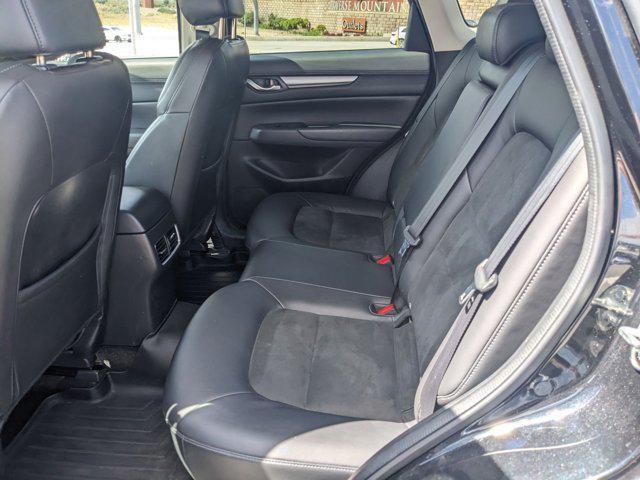 Photo of 2017 Jet Black Mica Mazda CX-5