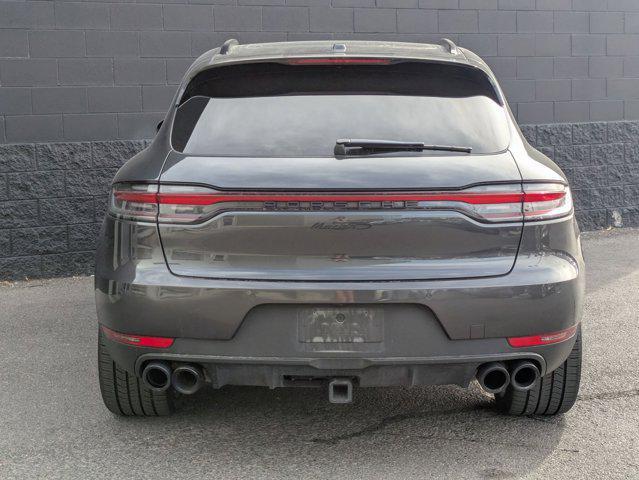 Photo of 2020 Volcano Grey Metallic Porsche Macan
