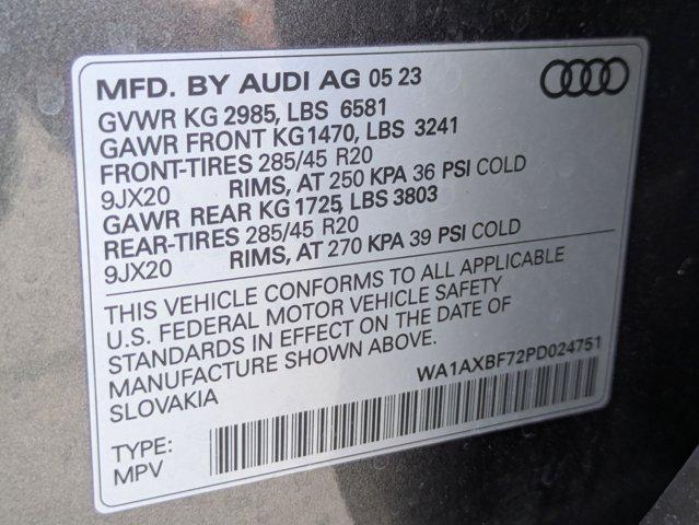 Photo of 2023 Gray Metallic Audi Q7