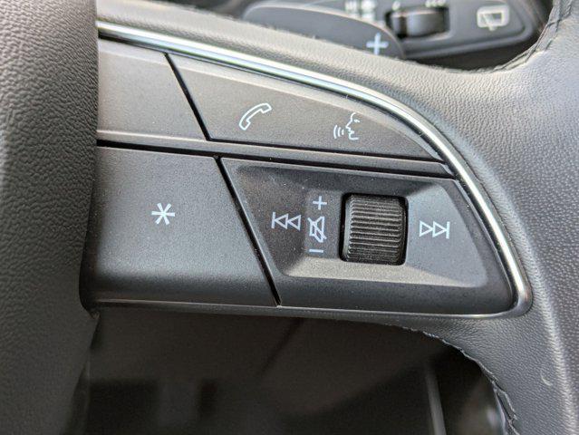 Photo of 2023 Gray Metallic Audi Q7
