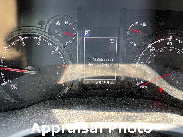 Photo of 2022 Midnight Black Metallic Toyota 4Runner