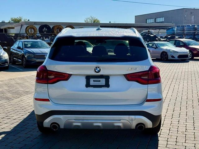 Photo of 2018 Mineral White Metallic BMW X3