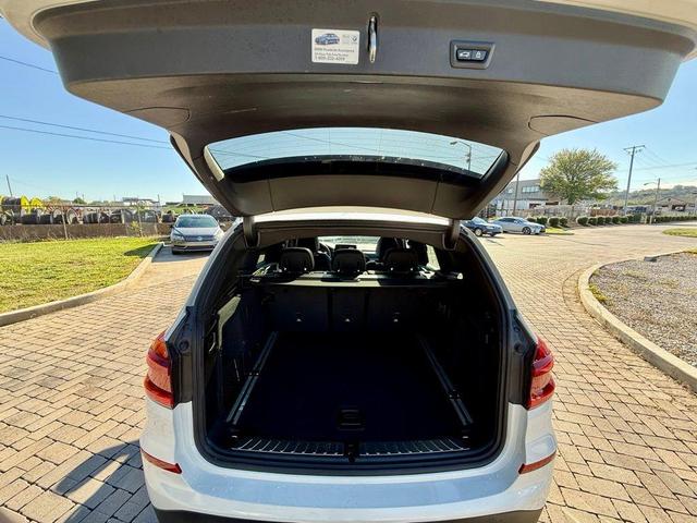 Photo of 2018 Mineral White Metallic BMW X3