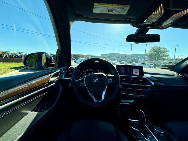 Photo of 2018 Mineral White Metallic BMW X3