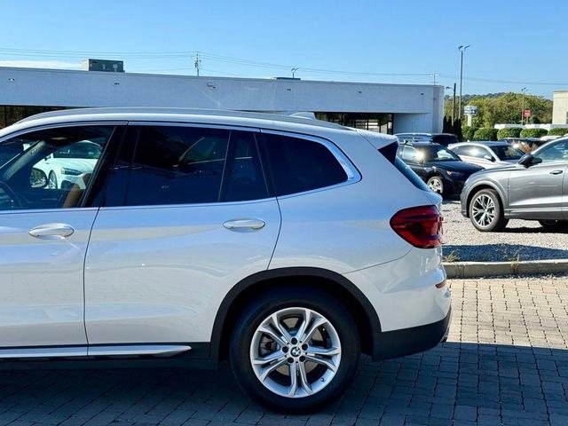Photo of 2018 Mineral White Metallic BMW X3