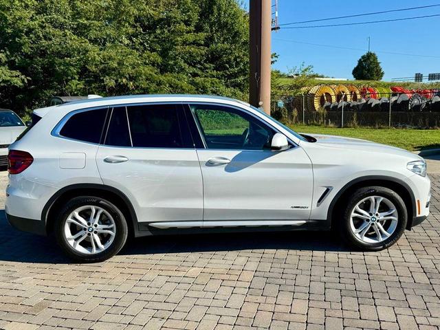 Photo of 2018 Mineral White Metallic BMW X3