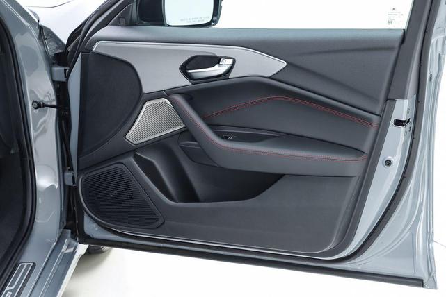 Photo of 2025 Urban Gray Pearl Acura TLX