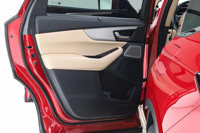 Photo of 2025 Performance Red Pearl Acura MDX