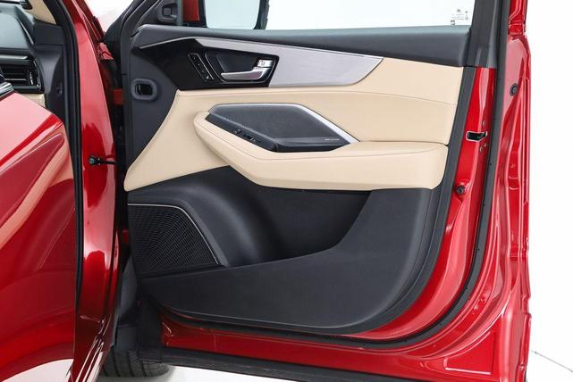 Photo of 2025 Performance Red Pearl Acura MDX