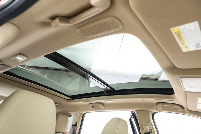 Photo of 2025 Performance Red Pearl Acura MDX
