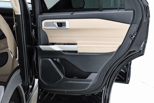 Photo of 2022 Agate Black Metallic Ford Explorer