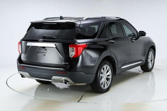 Photo of 2022 Agate Black Metallic Ford Explorer