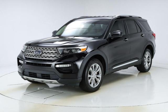 Photo of 2022 Agate Black Metallic Ford Explorer