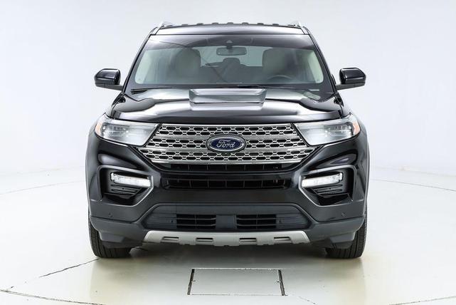 Photo of 2022 Agate Black Metallic Ford Explorer