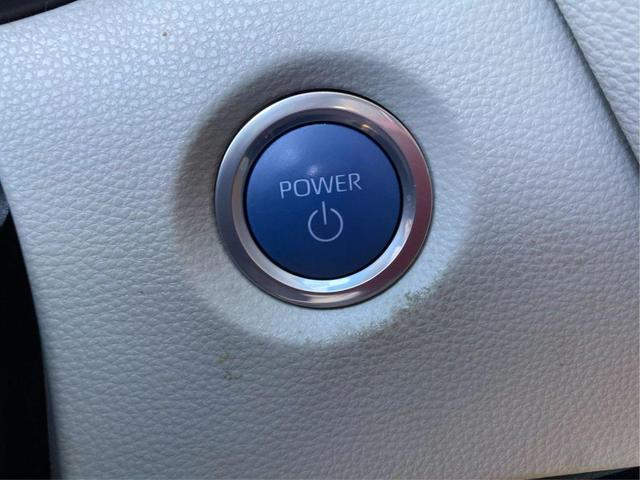 Photo of 2022 Ruby Flare Pearl Toyota Corolla Hybrid