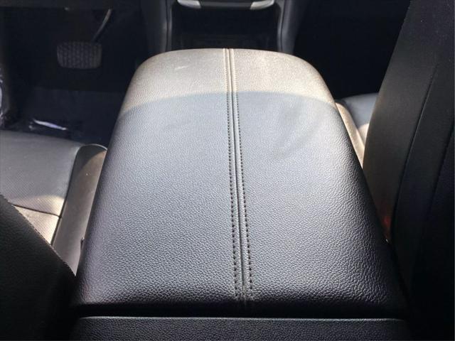 Photo of 2022 White GMC Terrain